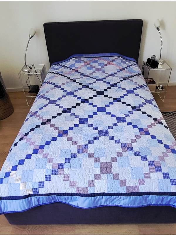 Irisch Chain Quilt aus gebrauchten Herrenhemden - Erinnerungsdecke